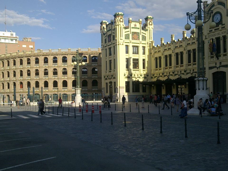 485872_10151407971775124_800966831_n