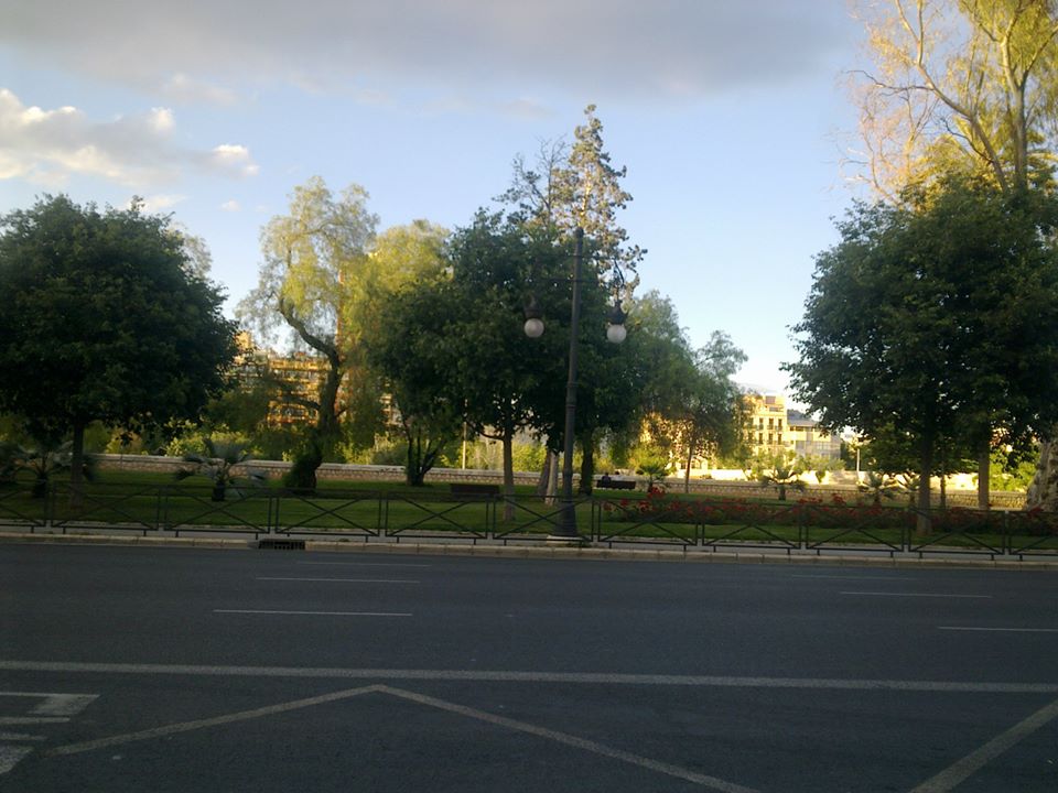 600721_10151407937015124_349587023_n